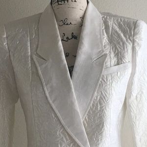 La Mode Paris White Double Breasted Jacket